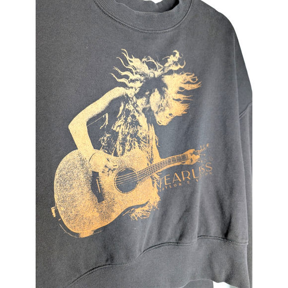 Taylor Swift Fearless Rare Taylors Version Cotton Cropped Sweatshirt Gray Small - Picture 2 of 6